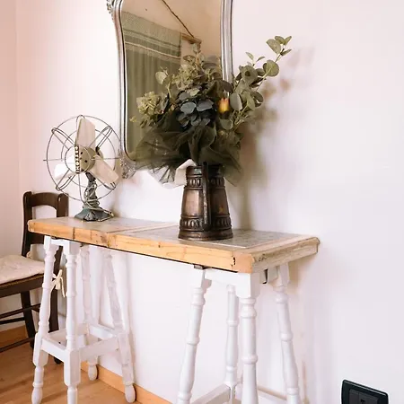 Venice's Neighbor Мирано