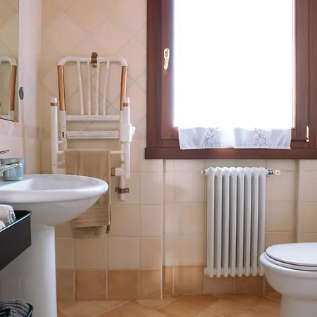 Venice's Neighbor Дом отдыха *